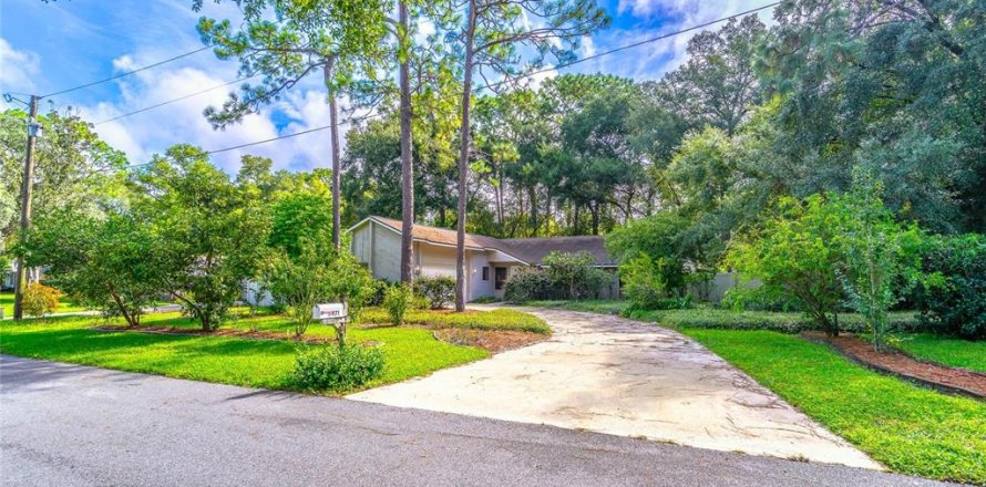 Casa en Altamonte Springs, Florida 3 dormitorios, 174.84 m2 № 1919568