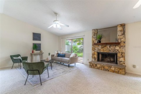 Casa en venta en Altamonte Springs, Florida, 3 dormitorios, 174.84 m2 № 1919568 - foto 5