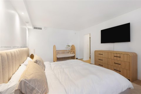 Condominio en alquiler en Miami Beach, Florida, 1 dormitorio, 86.4 m2 № 2052614 - foto 8