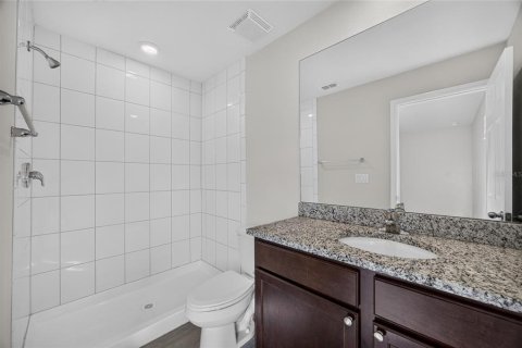 Commercial property in Port Charlotte, Florida 4 bedrooms, 191.01 sq.m. № 2405774 - photo 12