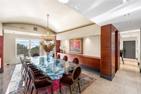 Casa en venta en Bradenton, Florida, 5 dormitorios, 730.4 m2 № 2144687 - foto 19