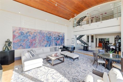 Casa en venta en Bradenton, Florida, 5 dormitorios, 730.4 m2 № 2144687 - foto 18