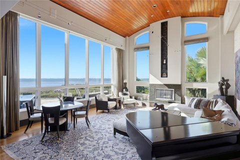 Casa en venta en Bradenton, Florida, 5 dormitorios, 730.4 m2 № 2144687 - foto 11