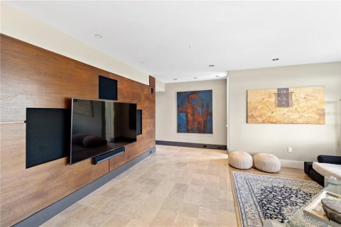 Casa en venta en Bradenton, Florida, 5 dormitorios, 730.4 m2 № 2144687 - foto 22