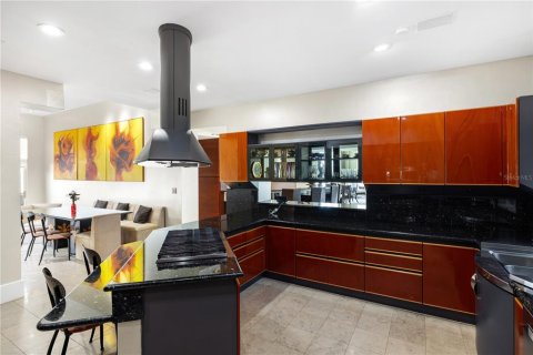 Casa en venta en Bradenton, Florida, 5 dormitorios, 730.4 m2 № 2144687 - foto 26