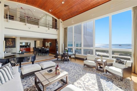 Casa en venta en Bradenton, Florida, 5 dormitorios, 730.4 m2 № 2144687 - foto 13