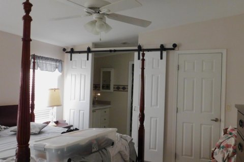 House in St. Lucie, Florida 3 bedrooms, 139.54 sq.m. № 2267999 - photo 11