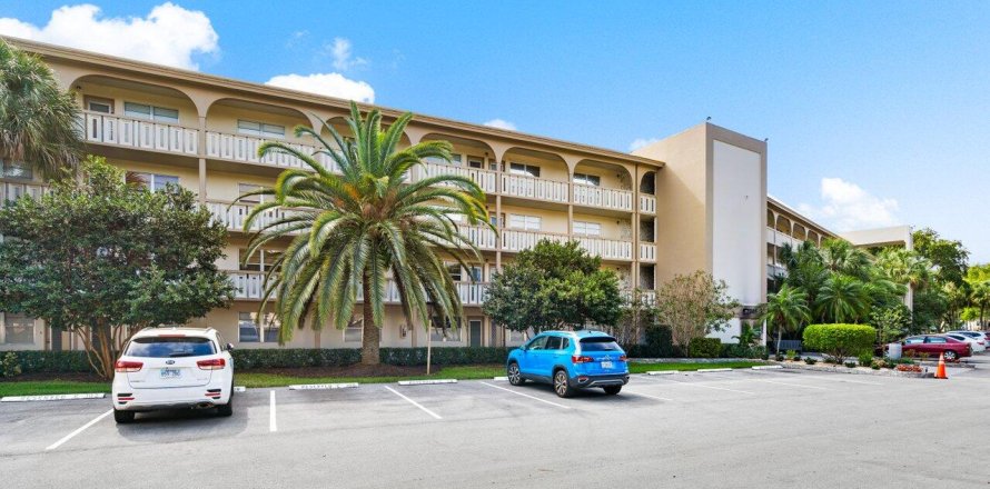 Condominio en Coconut Creek, Florida, 2 dormitorios  № 1002545