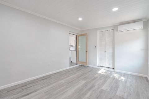 Casa en venta en Tampa, Florida, 3 dormitorios, 99.41 m2 № 1628705 - foto 17