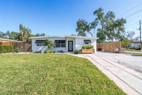 Casa en venta en Tampa, Florida, 3 dormitorios, 99.41 m2 № 1628705 - foto 4