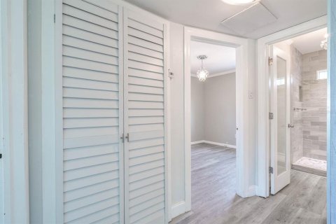 Casa en venta en Tampa, Florida, 3 dormitorios, 99.41 m2 № 1628705 - foto 26