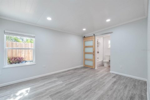 Casa en venta en Tampa, Florida, 3 dormitorios, 99.41 m2 № 1628705 - foto 19
