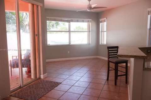 Casa en venta en Homestead, Florida, 3 dormitorios, 191.19 m2 № 1928394 - foto 7