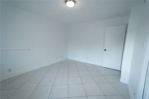 Copropriété à louer à Weston, Floride: 2 chambres, 113.34 m2 № 1941605 - photo 19