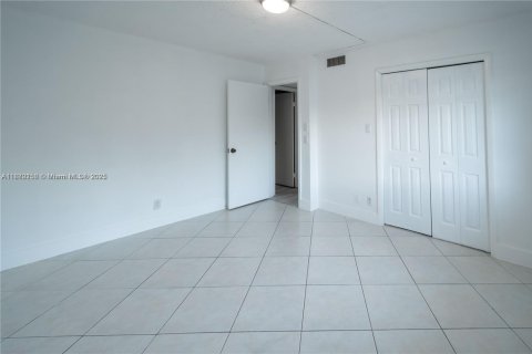 Copropriété à louer à Weston, Floride: 2 chambres, 113.34 m2 № 1941605 - photo 18