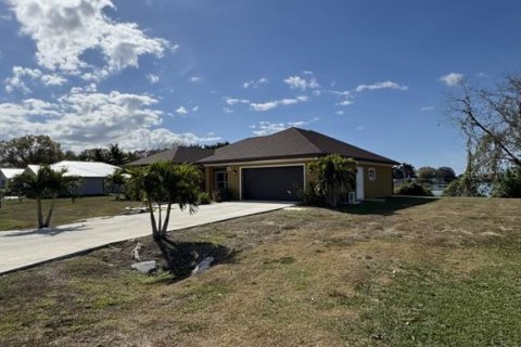 Villa ou maison à vendre à Okeechobee, Floride: 4 chambres, 169.18 m2 № 2199745 - photo 3