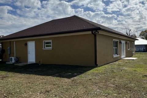 Villa ou maison à vendre à Okeechobee, Floride: 4 chambres, 169.18 m2 № 2199745 - photo 9