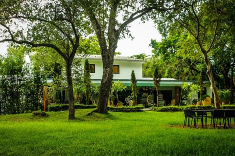 Villa ou maison à louer à Coral Gables, Floride: 4 chambres, 279.82 m2 № 1881516 - photo 14