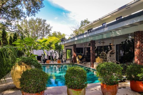 Villa ou maison à louer à Coral Gables, Floride: 4 chambres, 279.82 m2 № 1881516 - photo 18