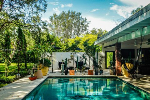 Villa ou maison à louer à Coral Gables, Floride: 4 chambres, 279.82 m2 № 1881516 - photo 15