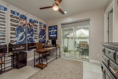 Townhouse in Tampa, Florida 4 bedrooms, 233.84 sq.m. № 1835243 - photo 7