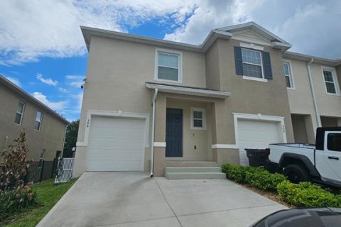 Townhouse in Davenport, Florida 3 bedrooms, 163.04 sq.m. № 1659248 - photo 24