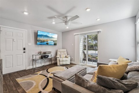 Condominio en venta en Casselberry, Florida, 1 dormitorio, 59.92 m2 № 1902062 - foto 5