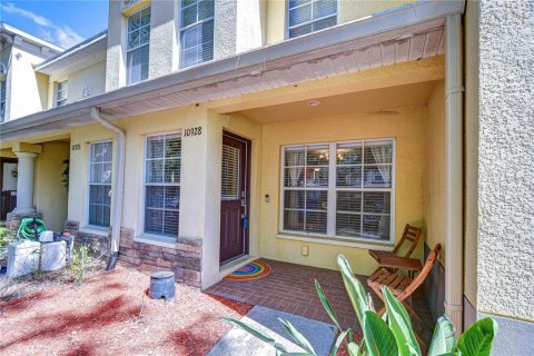 Townhouse in Riverview, Florida 2 bedrooms, 142.33 sq.m. № 1653987 - photo 2
