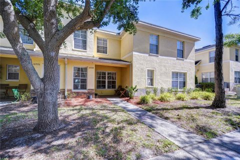 Townhouse in Riverview, Florida 2 bedrooms, 142.33 sq.m. № 1653987 - photo 1