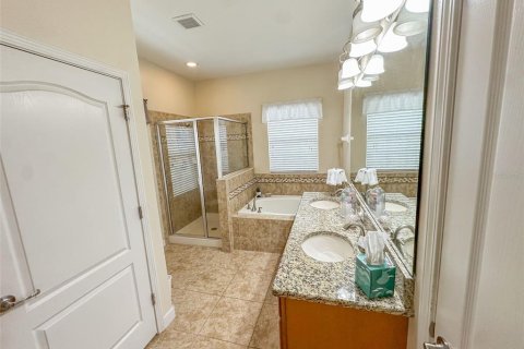 Villa ou maison à vendre à Apopka, Floride: 4 chambres, 220.09 m2 № 1732483 - photo 16