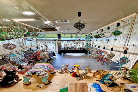 Commercial property in Key West, Florida № 2013291 - photo 4