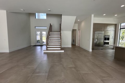 House in Palm Beach Gardens, Florida 5 bedrooms, 494.43 sq.m. № 2261842 - photo 7