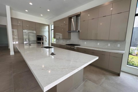 House in Palm Beach Gardens, Florida 5 bedrooms, 494.43 sq.m. № 2261842 - photo 12