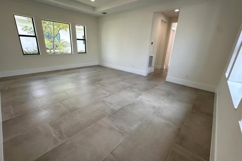 House in Palm Beach Gardens, Florida 5 bedrooms, 494.43 sq.m. № 2261842 - photo 25