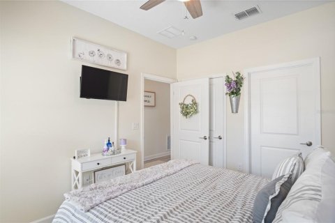 Townhouse in Davenport, Florida 2 bedrooms, 129.51 sq.m. № 1662414 - photo 21