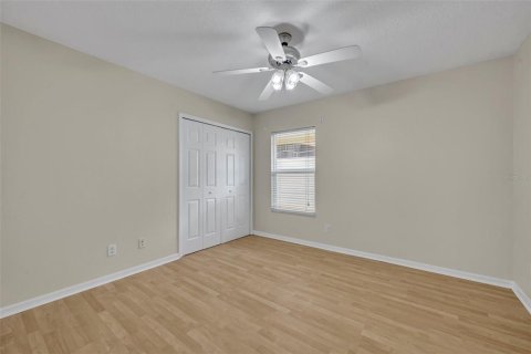 House in Leesburg, Florida 3 bedrooms, 133.59 sq.m. № 2112023 - photo 23