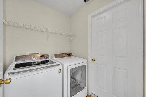 House in Leesburg, Florida 3 bedrooms, 133.59 sq.m. № 2112023 - photo 26