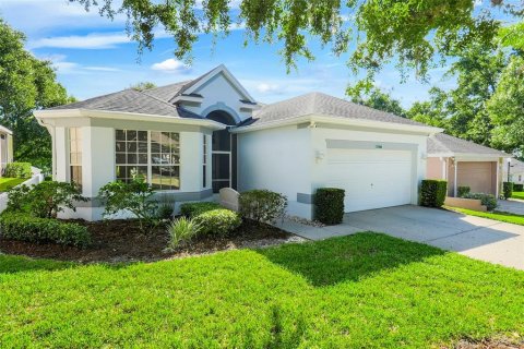 Villa ou maison à Clermont, Floride 3 chambres, 200.58 m2 № 2420194