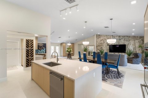 Casa en venta en Boca Raton, Florida, 5 dormitorios, 333.7 m2 № 1982830 - foto 6