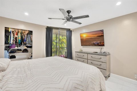 Condominio en venta en Tamarac, Florida, 2 dormitorios, 85.01 m2 № 1738453 - foto 26