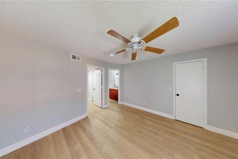 Condominio en alquiler en Orlando, Florida, 2 dormitorios, 91.79 m2 № 1883273 - foto 11