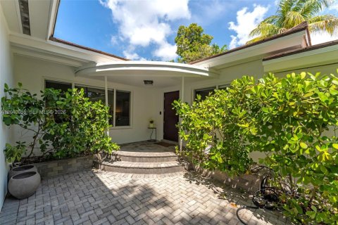 Villa ou maison à Miami, Floride 5 chambres, 342.07 m2 № 2087877