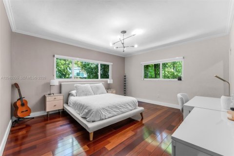 Villa ou maison à vendre à Miami, Floride: 5 chambres, 342.07 m2 № 2087877 - photo 14
