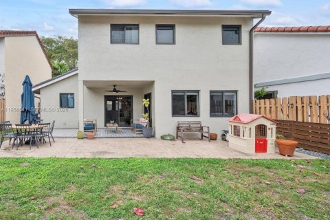 Casa en venta en Miami, Florida, 3 dormitorios, 159.05 m2 № 2023534 - foto 22