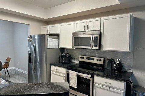 Touwnhouse à louer à Orlando, Floride: 3 chambres, 133.59 m2 № 2095711 - photo 7