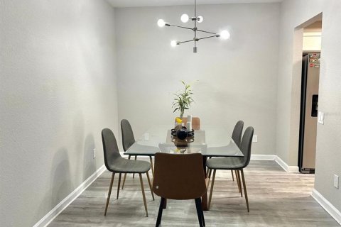 Touwnhouse à louer à Orlando, Floride: 3 chambres, 133.59 m2 № 2095711 - photo 3