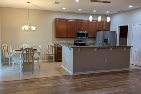 House in DeLand, Florida 3 bedrooms, 151.8 sq.m. № 1783212 - photo 8