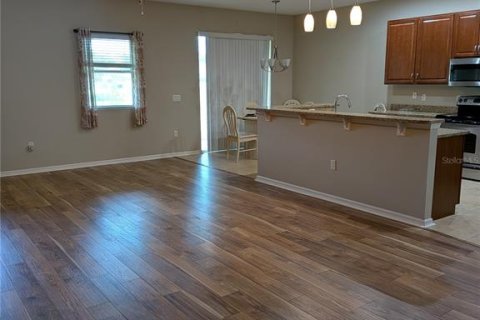 House in DeLand, Florida 3 bedrooms, 151.8 sq.m. № 1783212 - photo 4