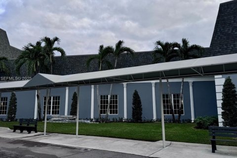 Condo in Delray Beach, Florida, 2 bedrooms № 2035200 - photo 26