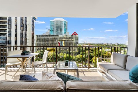 Condo in Miami, Florida, 2 bedrooms  № 1865720 - photo 21